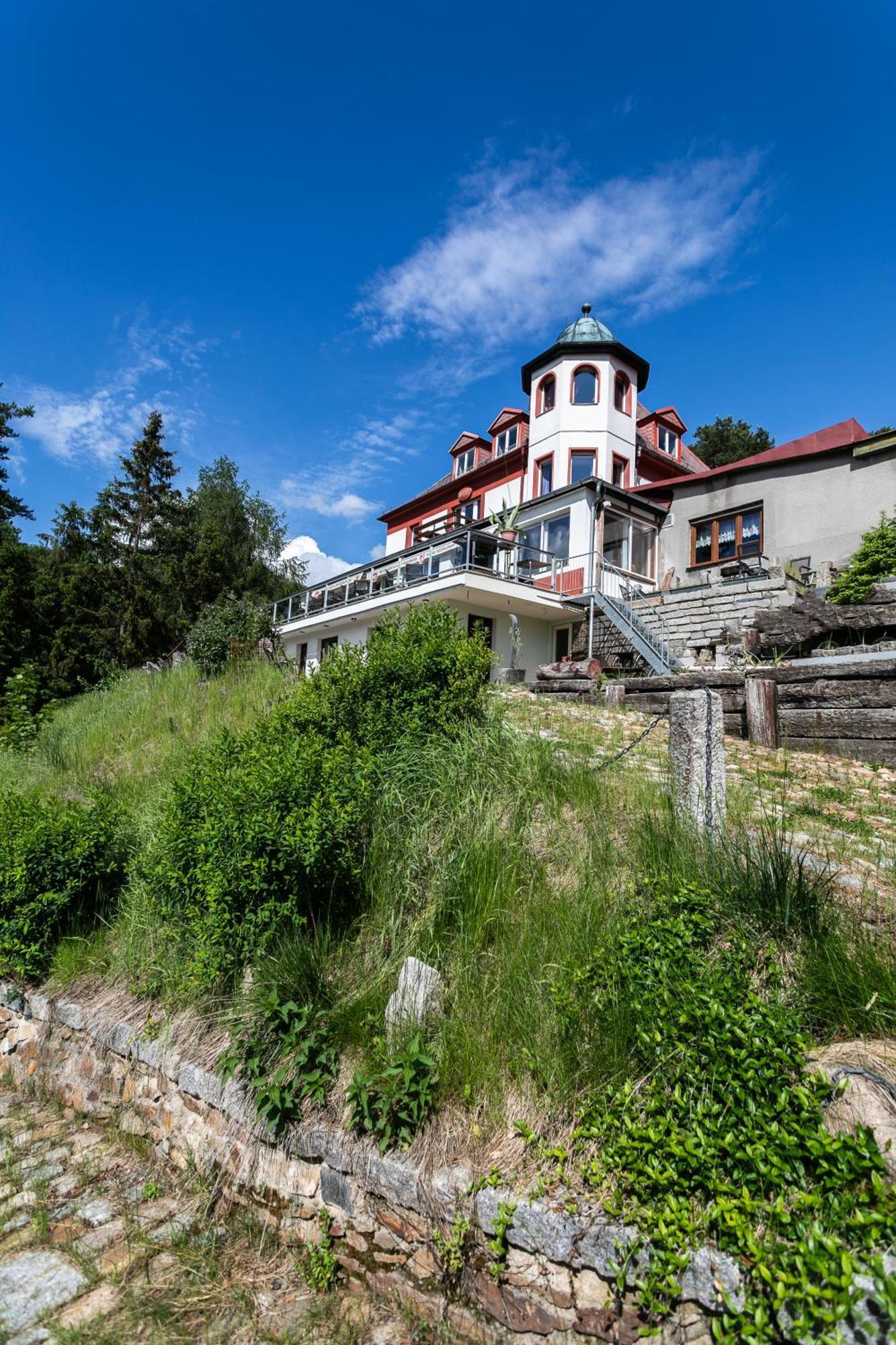 Hotel Panorama Яхимов Экстерьер фото